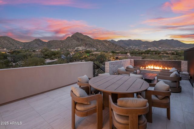9830 E THOMPSON PEAK Parkway 912, Scottsdale, AZ 85255