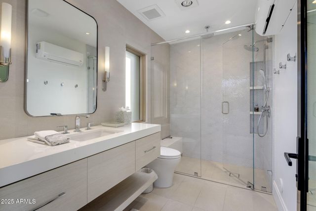 9830 E THOMPSON PEAK Parkway 912, Scottsdale, AZ 85255