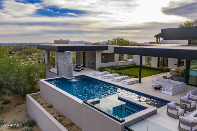 9830 E THOMPSON PEAK Parkway 912, Scottsdale, AZ 85255