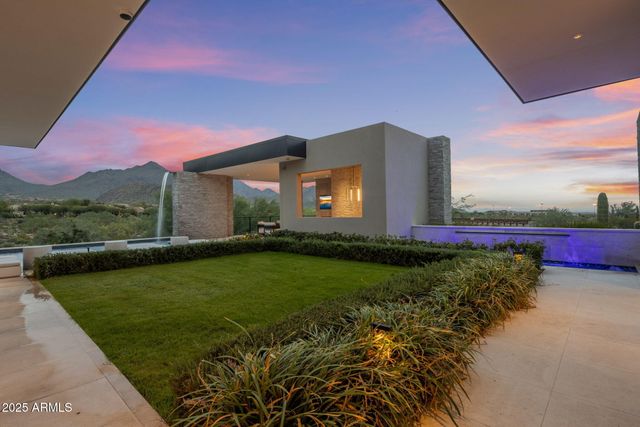 9830 E THOMPSON PEAK Parkway 912, Scottsdale, AZ 85255