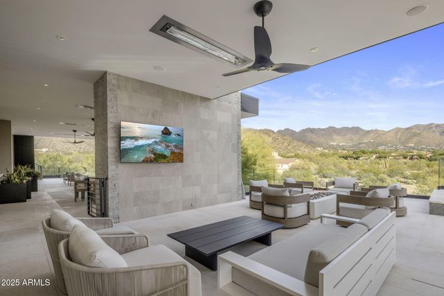 9830 E THOMPSON PEAK Parkway 912, Scottsdale, AZ 85255