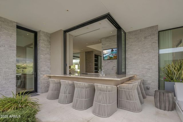 9830 E THOMPSON PEAK Parkway 912, Scottsdale, AZ 85255