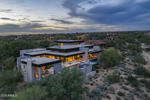 9830 E THOMPSON PEAK Parkway 912, Scottsdale, AZ 85255