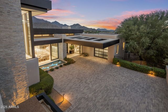 9830 E THOMPSON PEAK Parkway 912, Scottsdale, AZ 85255