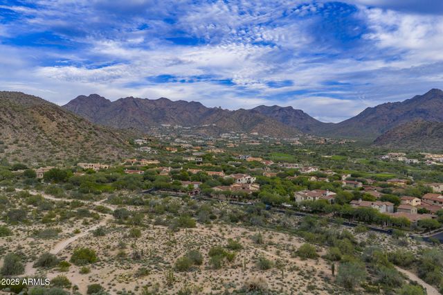 9830 E THOMPSON PEAK Parkway 912, Scottsdale, AZ 85255