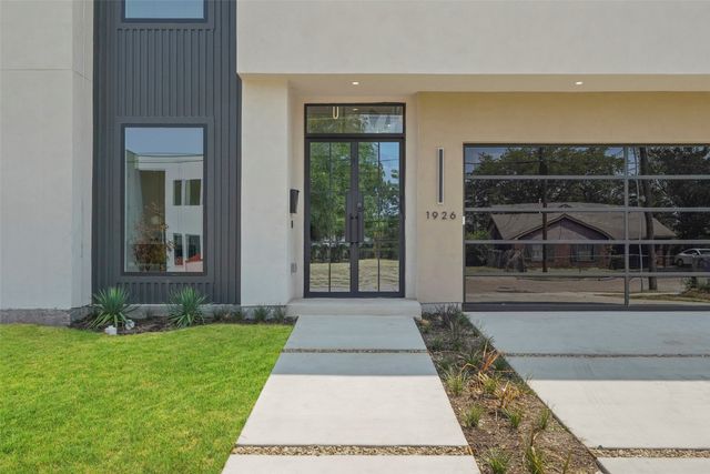 1926 Nomas Street, Dallas, TX 75212