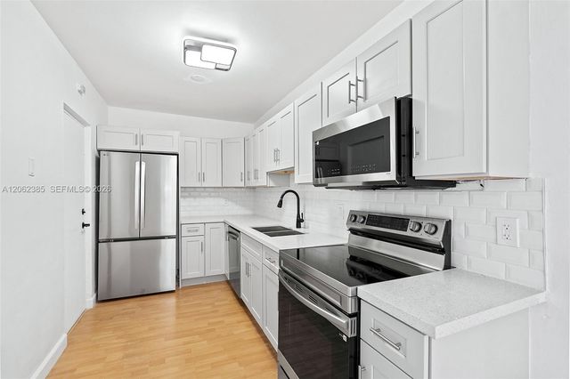 1880 S Treasure Drive 3D, North Bay Village, FL 33141