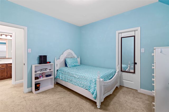 1004 Merion Drive, Fort Worth, TX 76028