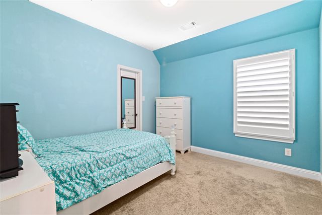 1004 Merion Drive, Fort Worth, TX 76028