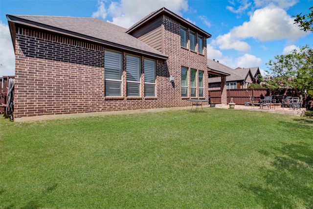 1004 Merion Drive, Fort Worth, TX 76028