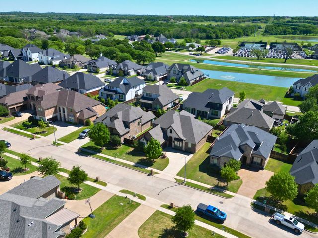 1004 Merion Drive, Fort Worth, TX 76028