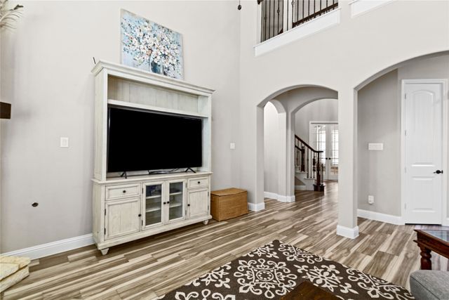 1004 Merion Drive, Fort Worth, TX 76028