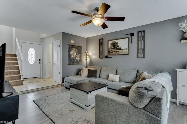 1680 Dylan DR, Virginia Beach, VA 23464