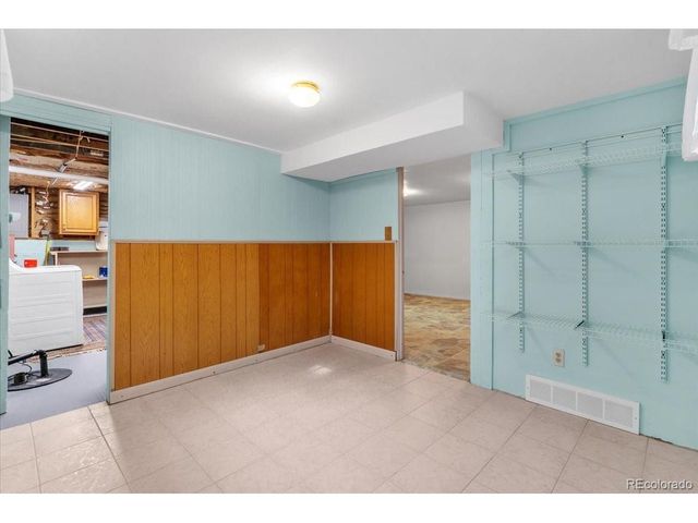 9880 W 34th Dr, Wheat Ridge, CO 80033