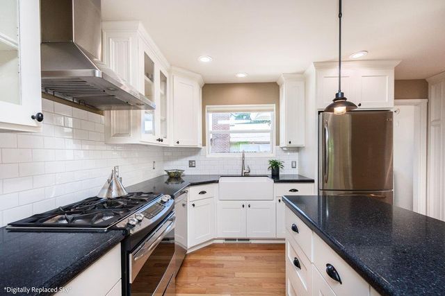 221 Sutter St, Auburn, CA 95603
