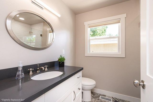 221 Sutter St, Auburn, CA 95603