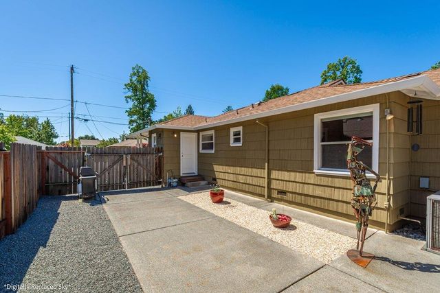 221 Sutter St, Auburn, CA 95603