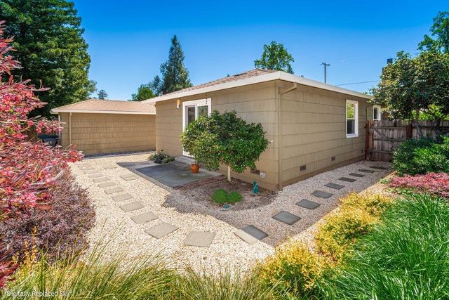221 Sutter St, Auburn, CA 95603