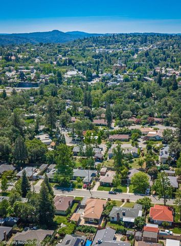 221 Sutter St, Auburn, CA 95603