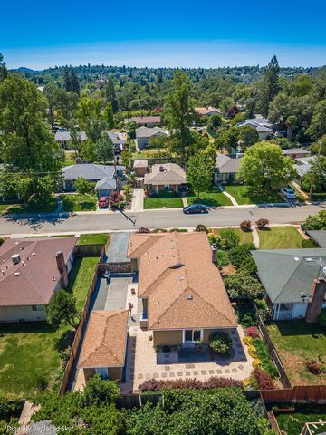 221 Sutter St, Auburn, CA 95603