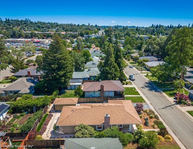 221 Sutter St, Auburn, CA 95603