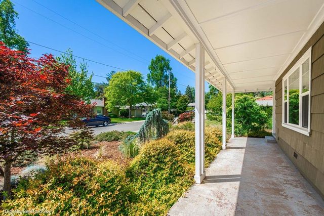221 Sutter St, Auburn, CA 95603
