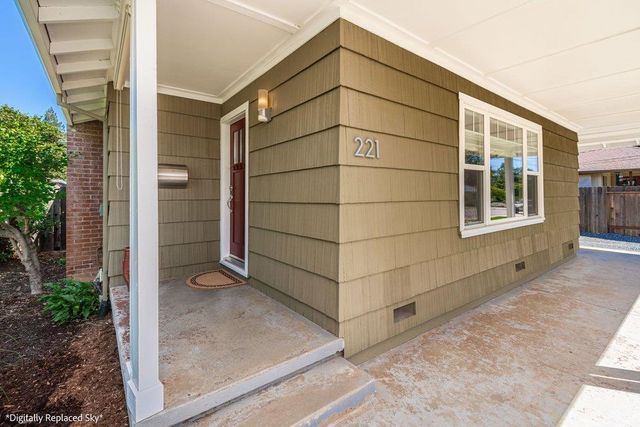 221 Sutter St, Auburn, CA 95603