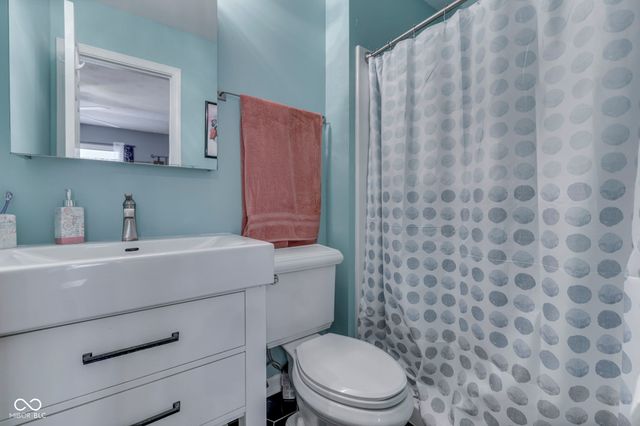 960 W Stop 11 Road, Indianapolis, IN 46217
