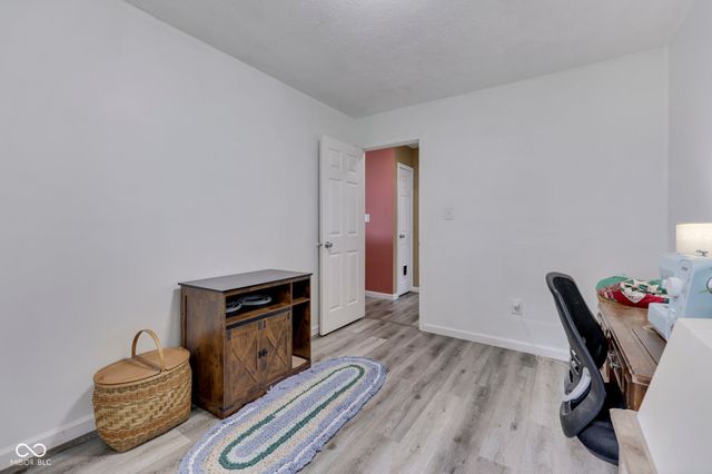 960 W Stop 11 Road, Indianapolis, IN 46217