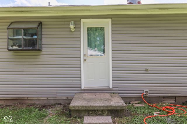 960 W Stop 11 Road, Indianapolis, IN 46217
