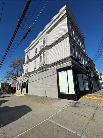 3182 E Tremont Avenue, Bronx, NY 10461