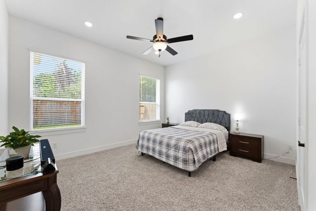 2318 Forest Flower, Tomball, TX 77375