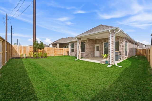 2318 Forest Flower, Tomball, TX 77375
