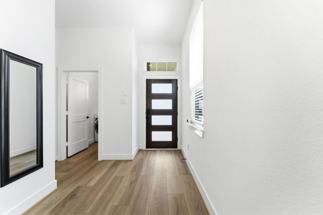 2318 Forest Flower, Tomball, TX 77375