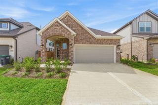 2318 Forest Flower, Tomball, TX 77375