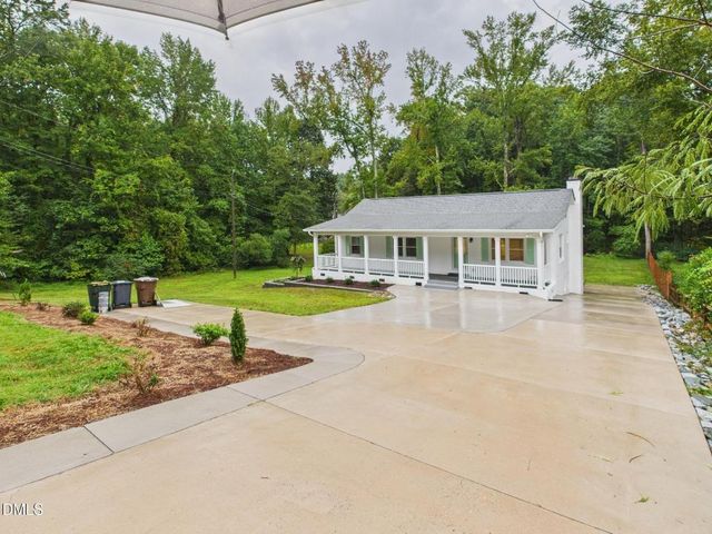 306 Miltwood Drive, Greensboro, NC 27455