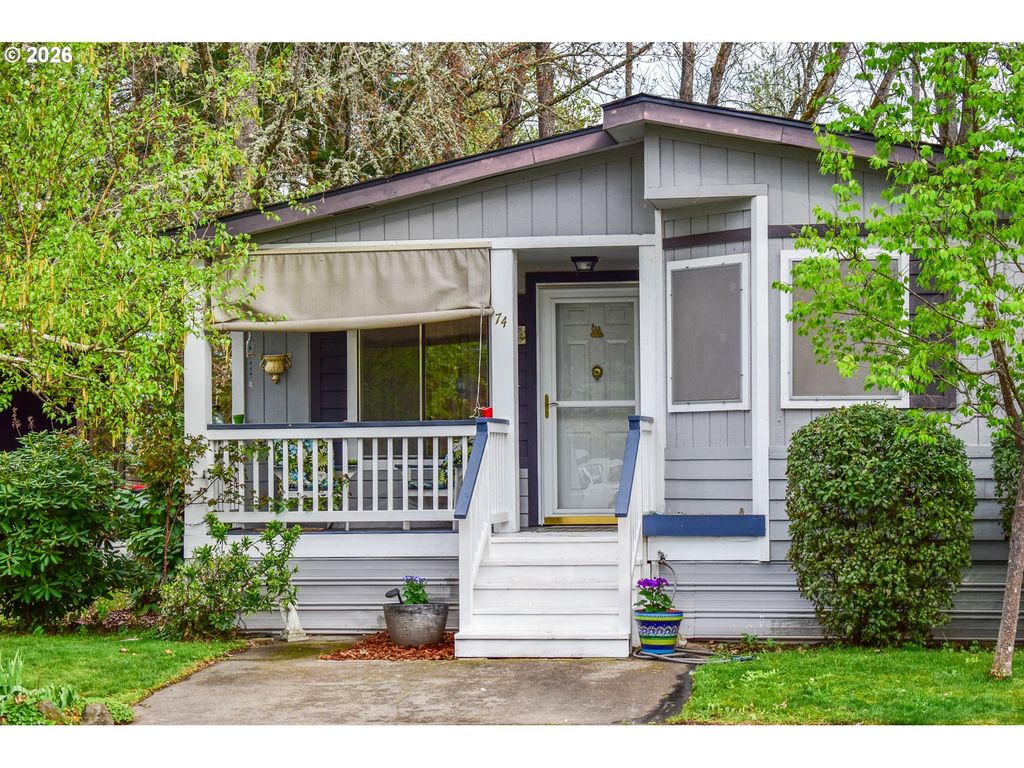 1055 N 5TH St 74, Jacksonville, OR 97530