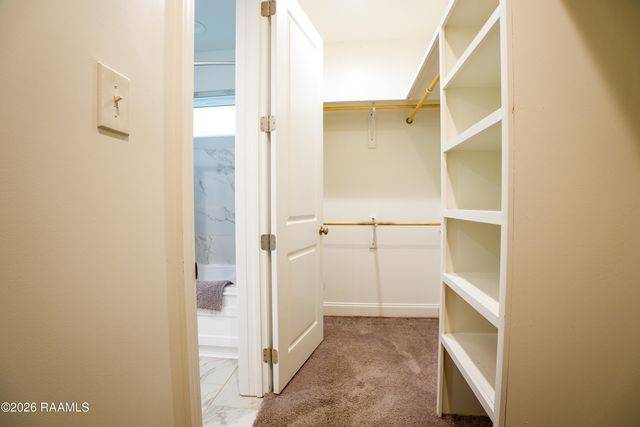 221 Alpine Drive, Lafayette, LA 70506