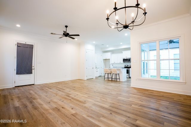 221 Alpine Drive, Lafayette, LA 70506