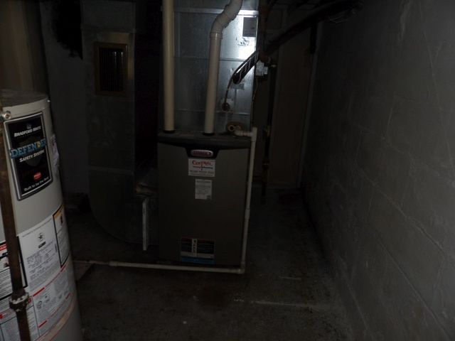 230 N Vine St, New Castle, PA 16101