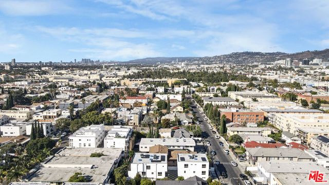 5436 Romaine Street, Los Angeles, CA 90038