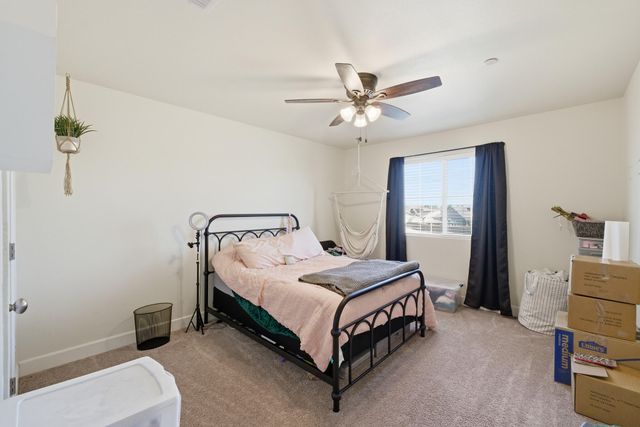 1695 Fantail Street, Tulare, CA 93274