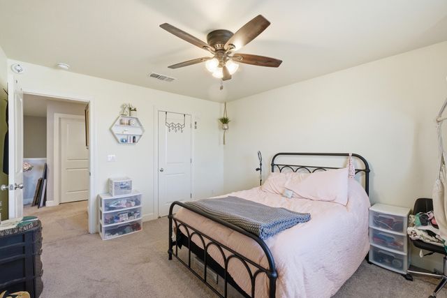 1695 Fantail Street, Tulare, CA 93274