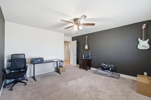 1695 Fantail Street, Tulare, CA 93274