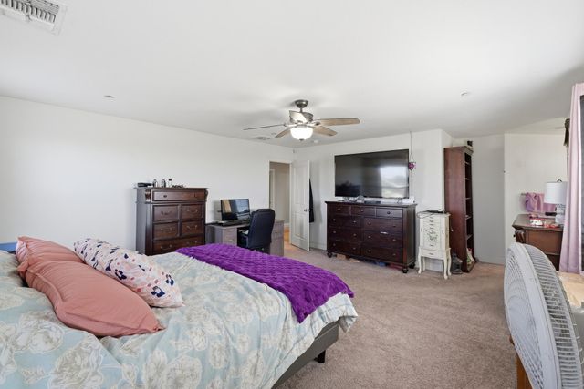 1695 Fantail Street, Tulare, CA 93274