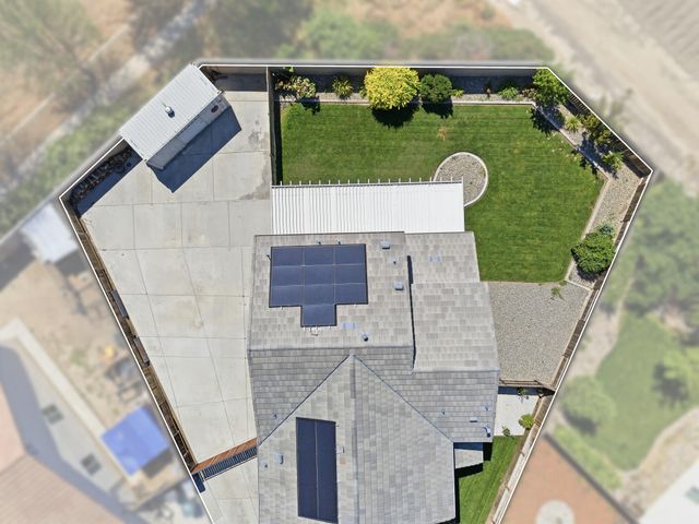 1695 Fantail Street, Tulare, CA 93274