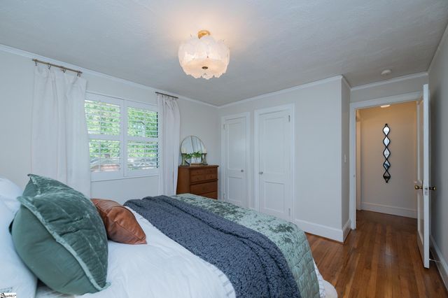 218 Mcmakin Drive, Greenville, SC 29617