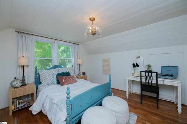 218 Mcmakin Drive, Greenville, SC 29617