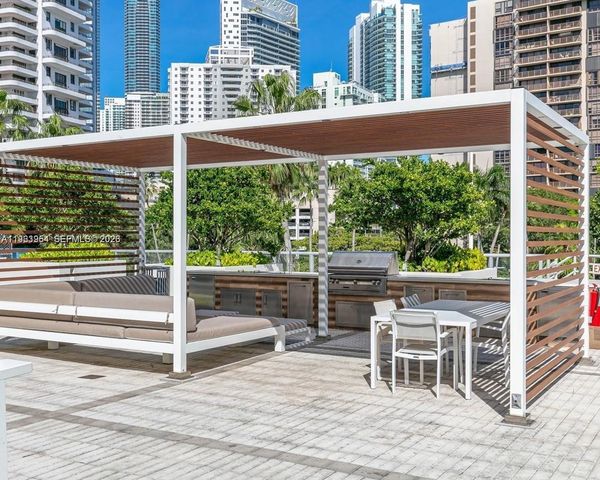 1541 Brickell Ave B1504, Miami, FL 33129