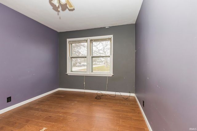 2920 S Vine Street, Muncie, IN 47302